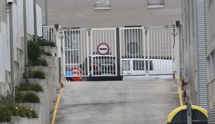 patrulla-policia-nacional-hospital