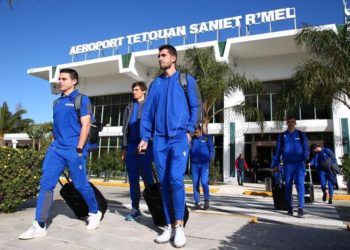 real-sociedad-aeropuerto-tetuan-llegada-1