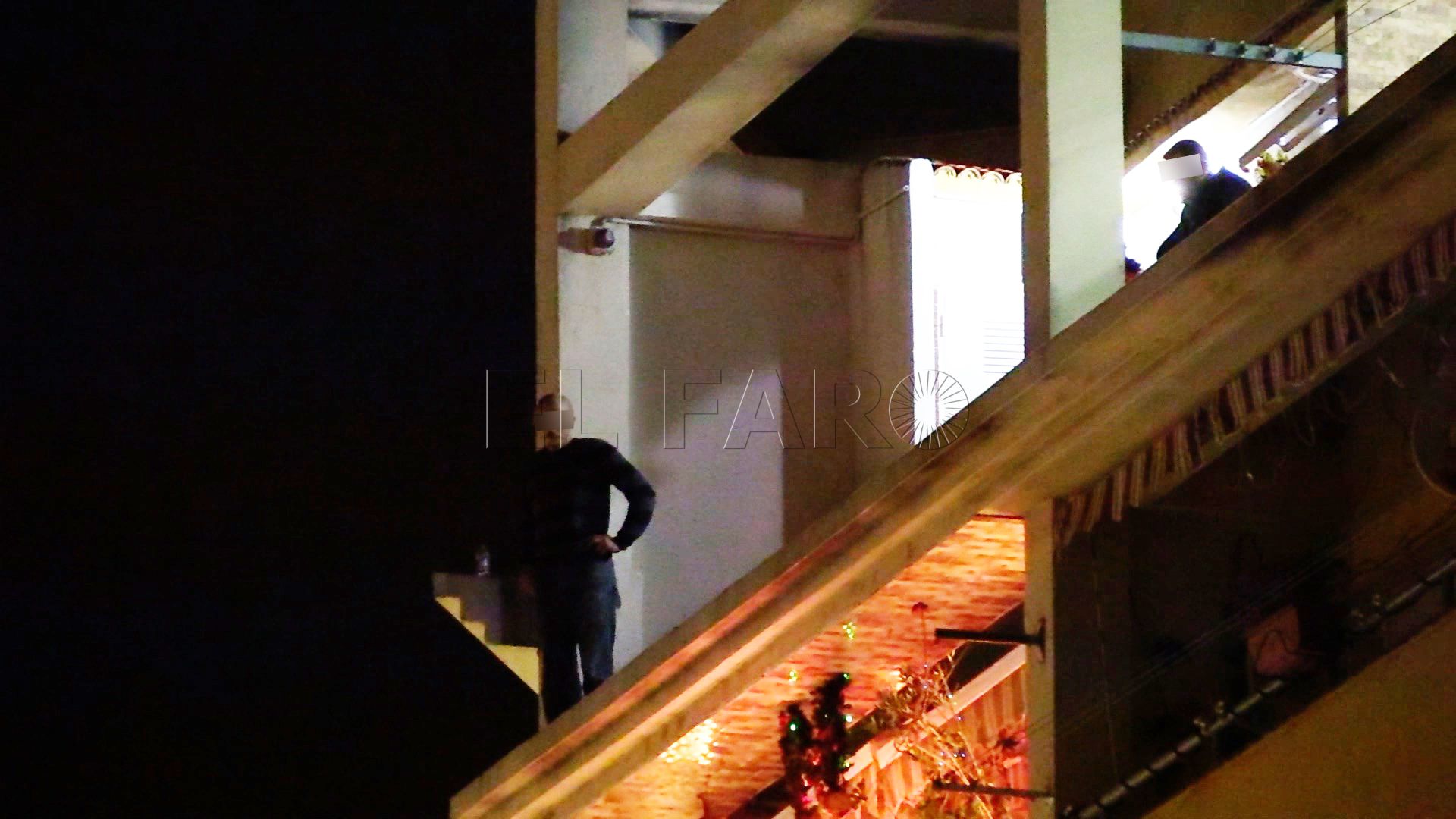rescate-cornisa-bomberos-policia-2