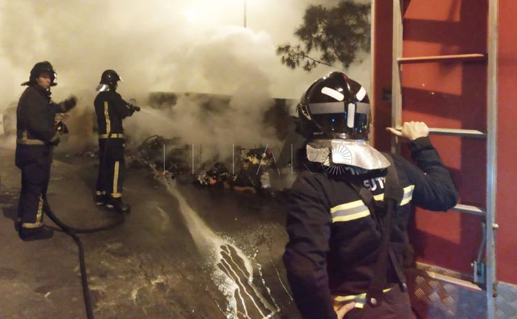 bomberos-contenedores