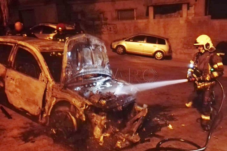 bomberos-quemas-vehiculos-contenedores-03022020-9