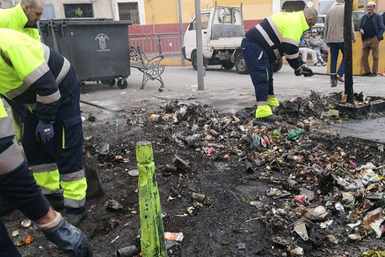 contenedores-quemados-trace-ugt