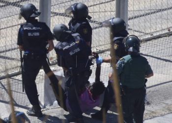 guardia-civil-devoluciones-caliente