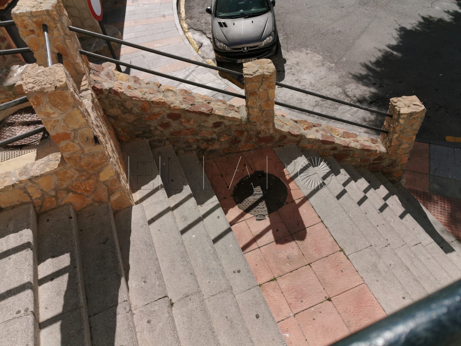 juan-de-juanes-escaleras-accesibilidad-2