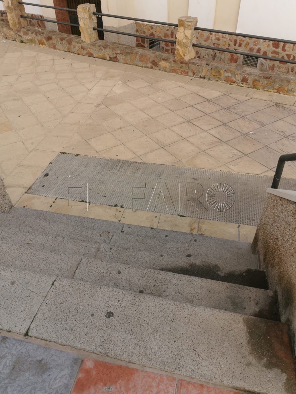 juan-de-juanes-escaleras-accesibilidad-3