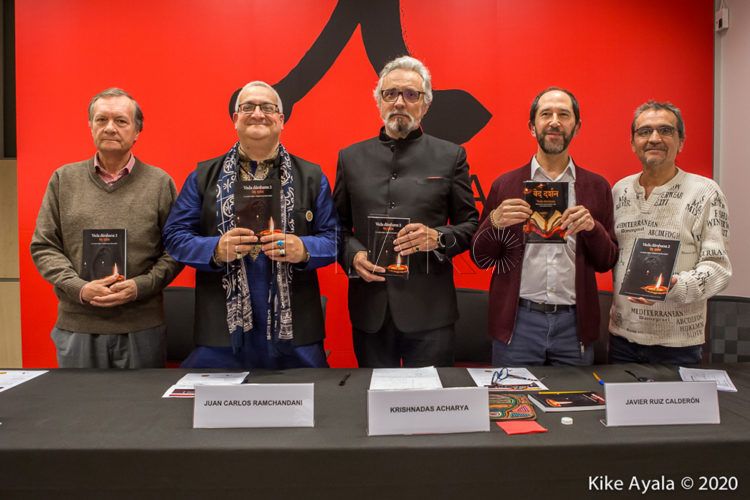federacion-hindu-presenta-nuevo-libro-1