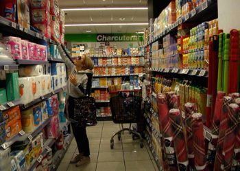 histeria-coronavirus-no-desabastece-supermercados-2