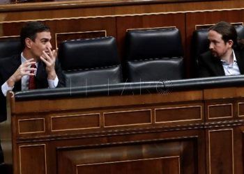 pablo-iglesias-pedro-sanchez-congreso