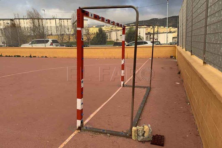porteria-poblado-regulares-polideportivo