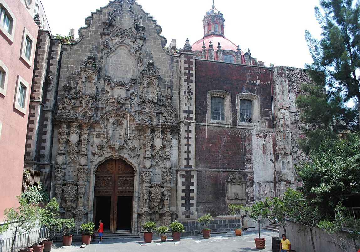 primera-iglesia-mejico-2