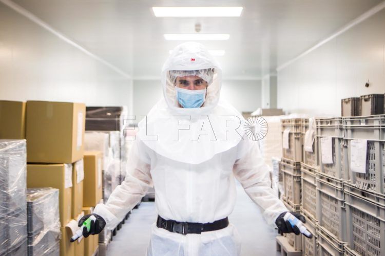 carlos-ramirez-tecnico-farmaceutico-laboratorio-madrid- (1)