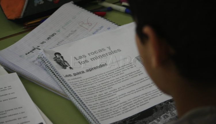 estudios-apuntes-colegio