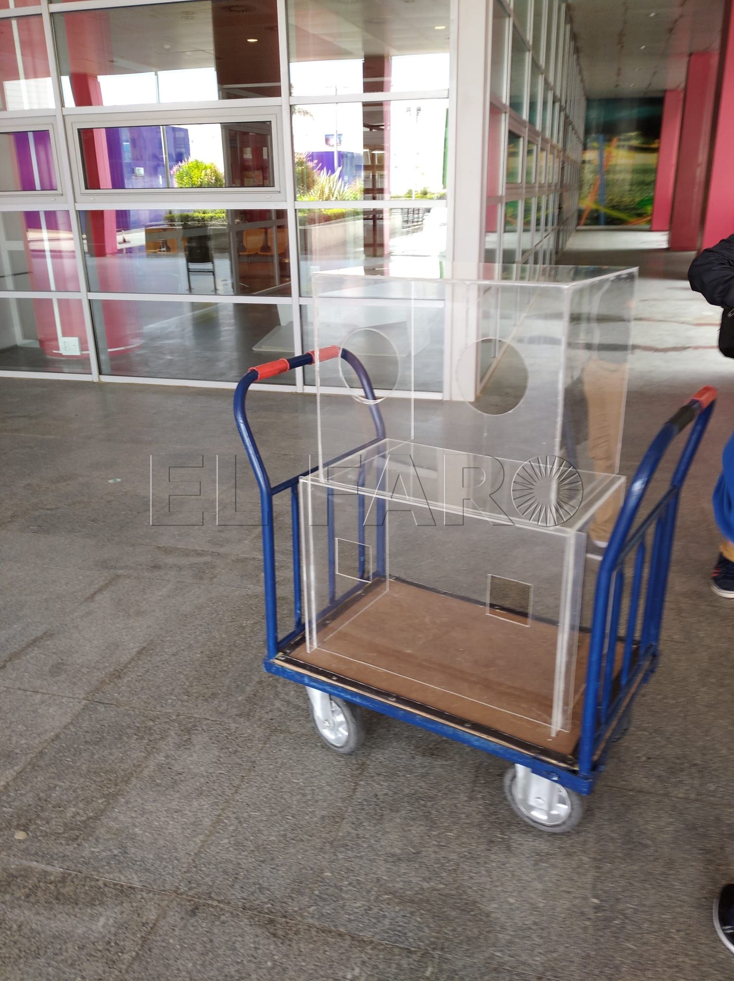 mamparas-empresa-coronavirus-hospital-4