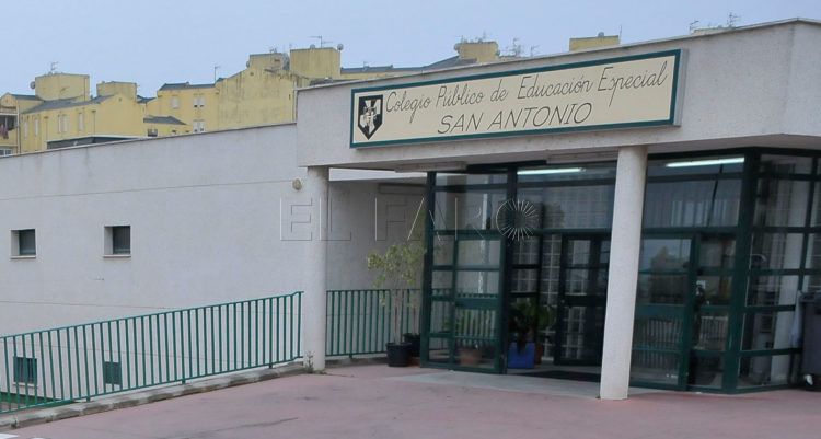 san-antonio-entrada-centro-educacion-especial-archivo