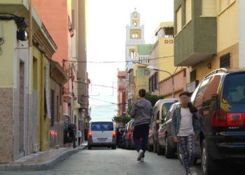 vicedo-general-jovenes-paseando