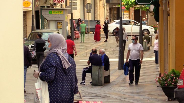gente-paseando-calles-estado-alarma (6)