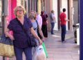 gente-paseando-extrarradio-barriadas (9)