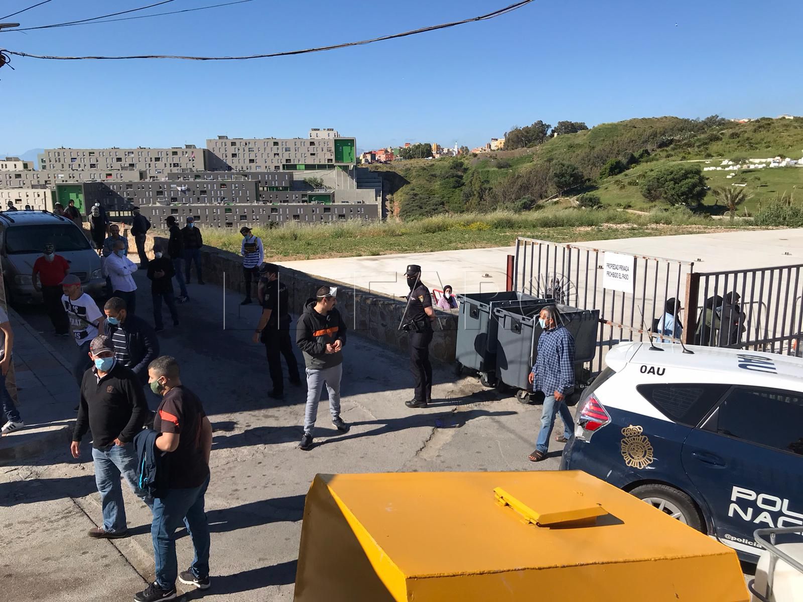 policia-nacional-luna-blanca-colas-transfronterizos-5