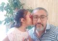 salma-abraza-padre