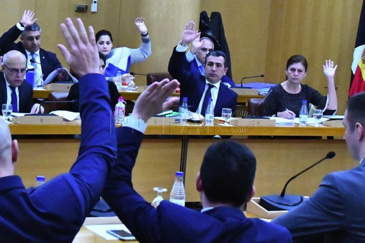 vox-pp-votacion-pleno