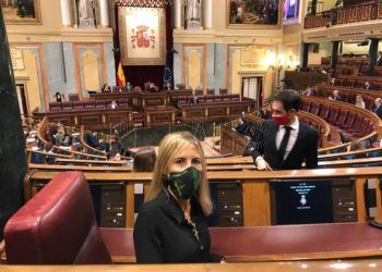 Lopez-vox-Congreso-mascarilla-1