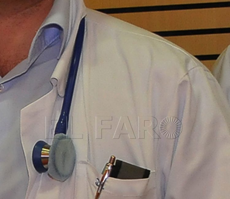 bata-medico-fonendoscopio