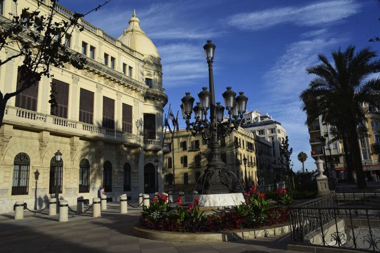 ciudad-ayuntamiento-asamblea