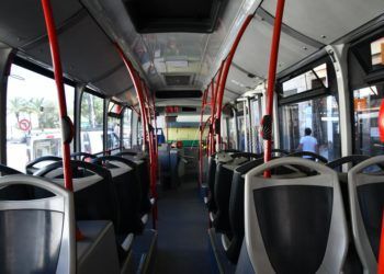 huelga-autobuses-estacion-mercado-trabajadores-hadu-almadraba-13