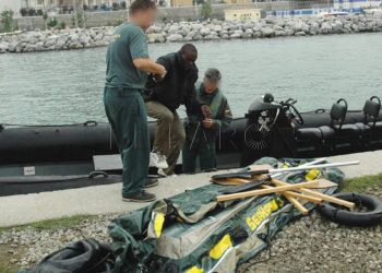 inmigracion-patera-guardia-civil