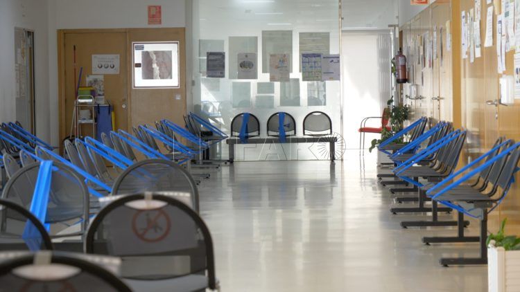 centro-salud-otero-sala-espera