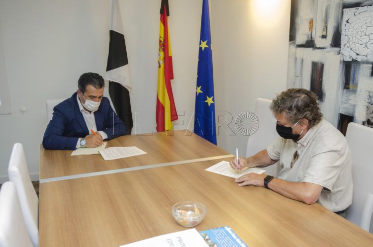 firma-convenio-cultura-asociacion-coral