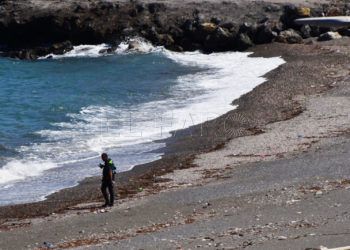 guardia-civil-playa-valla