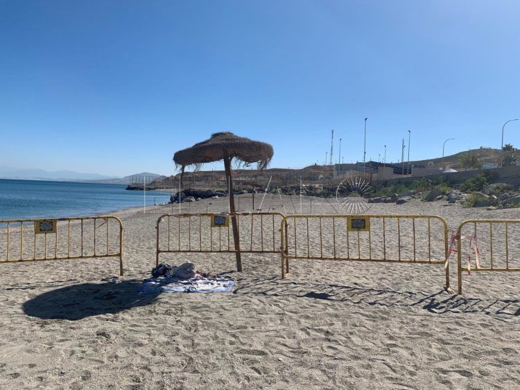 vallas-obra-playa-tarajal-4