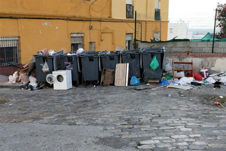 basura-calle-molino-contenedores