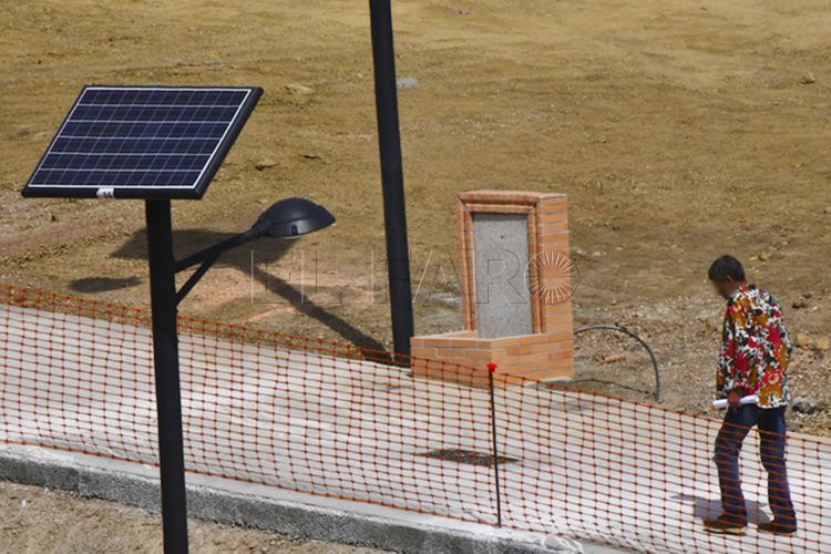 farolas-sostenibles-cementerio-sidi-embarek-3