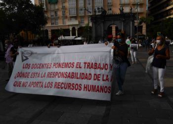junta-personal-docente-convocaria-huelga-cupo-4
