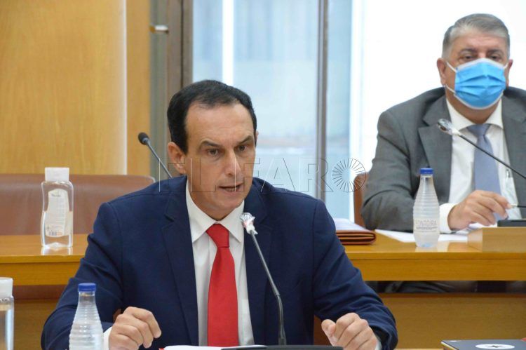 manuel-hernandez-psoe-pleno-modificacion-credito-2