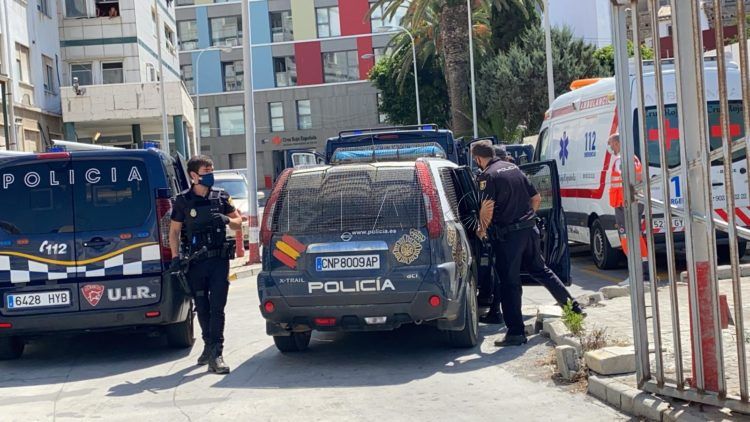 policia-cruz-roja-hospital-3