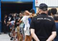 policia-nave-tarajal-identificar-ocupantes10