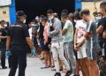 policia-nave-tarajal-identificar-ocupantes11