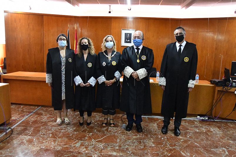 silvia-rojas-toma-posesion-fiscal-20