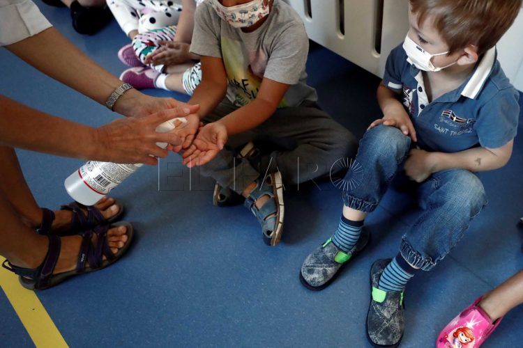 Vuelta a clase en Navarra, seis meses después, entre nervios e incertidumbre