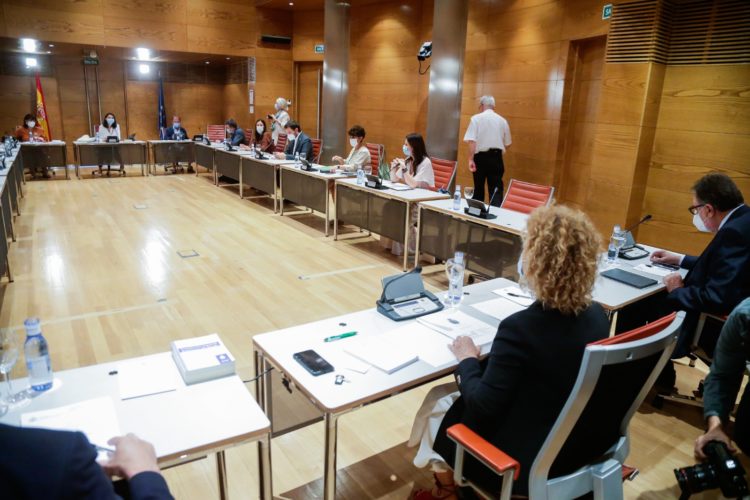 yolanda-melero-senadora-vox-registro-nombres-terrorismo-2