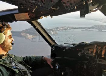 avion-militar-vista-ceuta