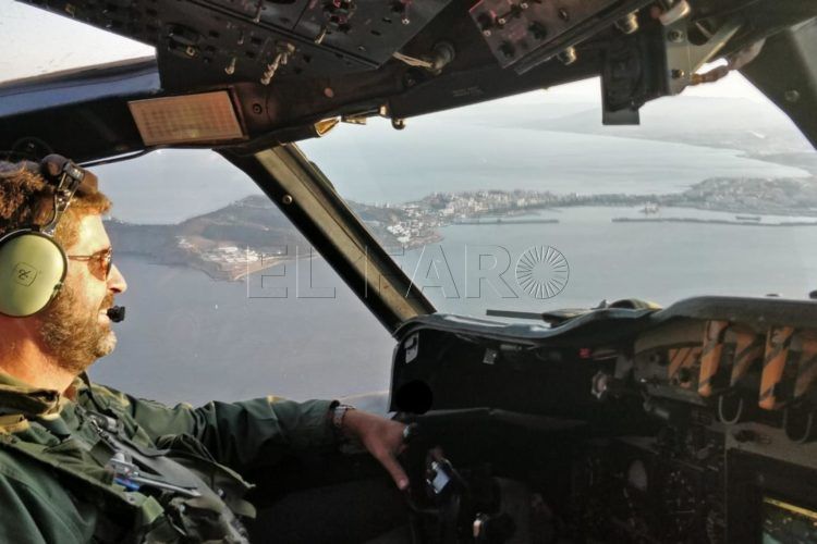 avion-militar-vista-ceuta