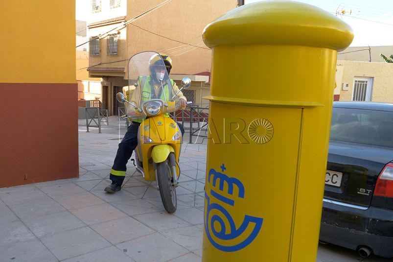 correos-cartero-3