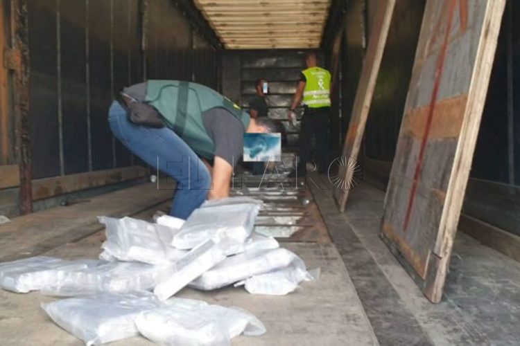 guardia-civil-camion-hachis