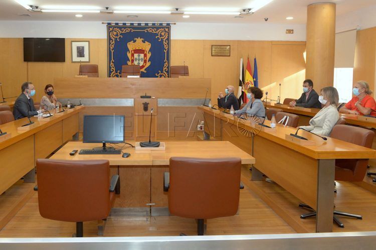 reunión-ugr-ciudad