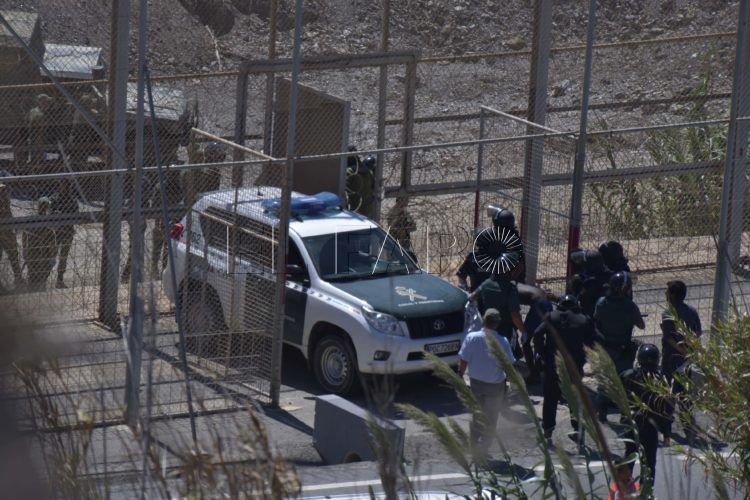 devolucion-caliente-guardia-civil-valla-ceuta
