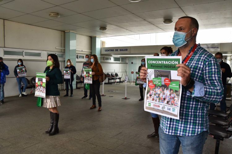 protesta-sanitarios-centro-salud-otero